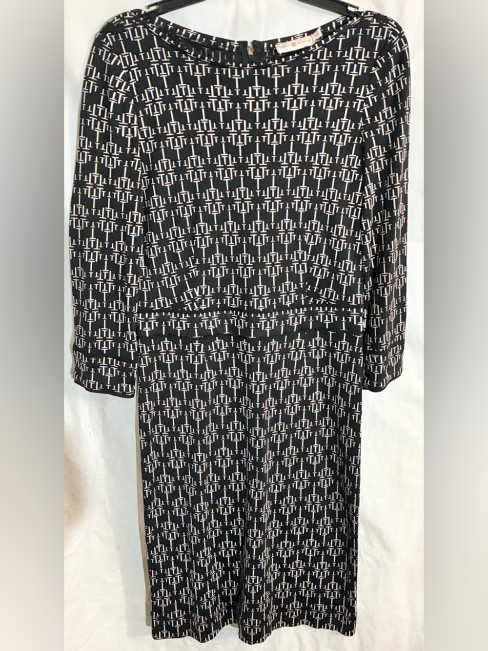 Tory Burch 100% Silk Retro Monogram  Dress Sz M Stretch Party Office